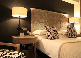 LED-Beleuchtung im Hotelzimmer